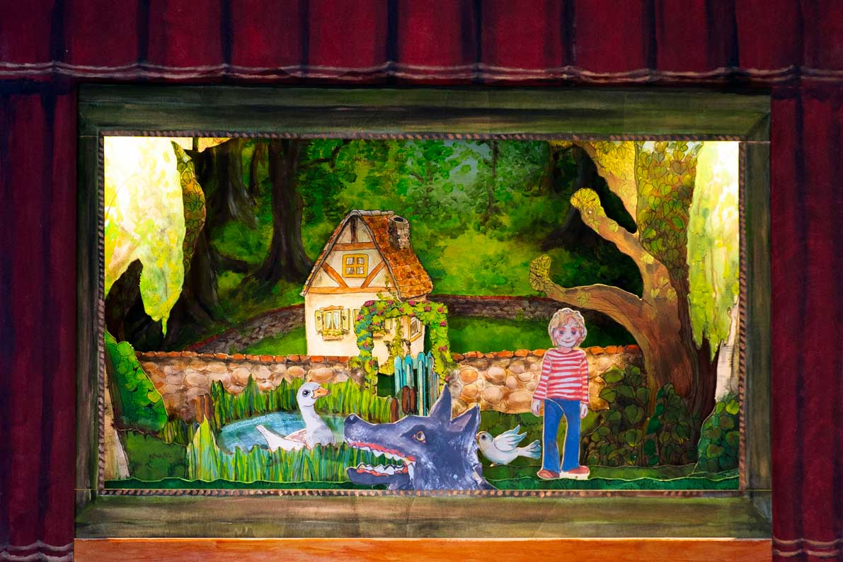 Puppenspiel Peter und der Wolf
